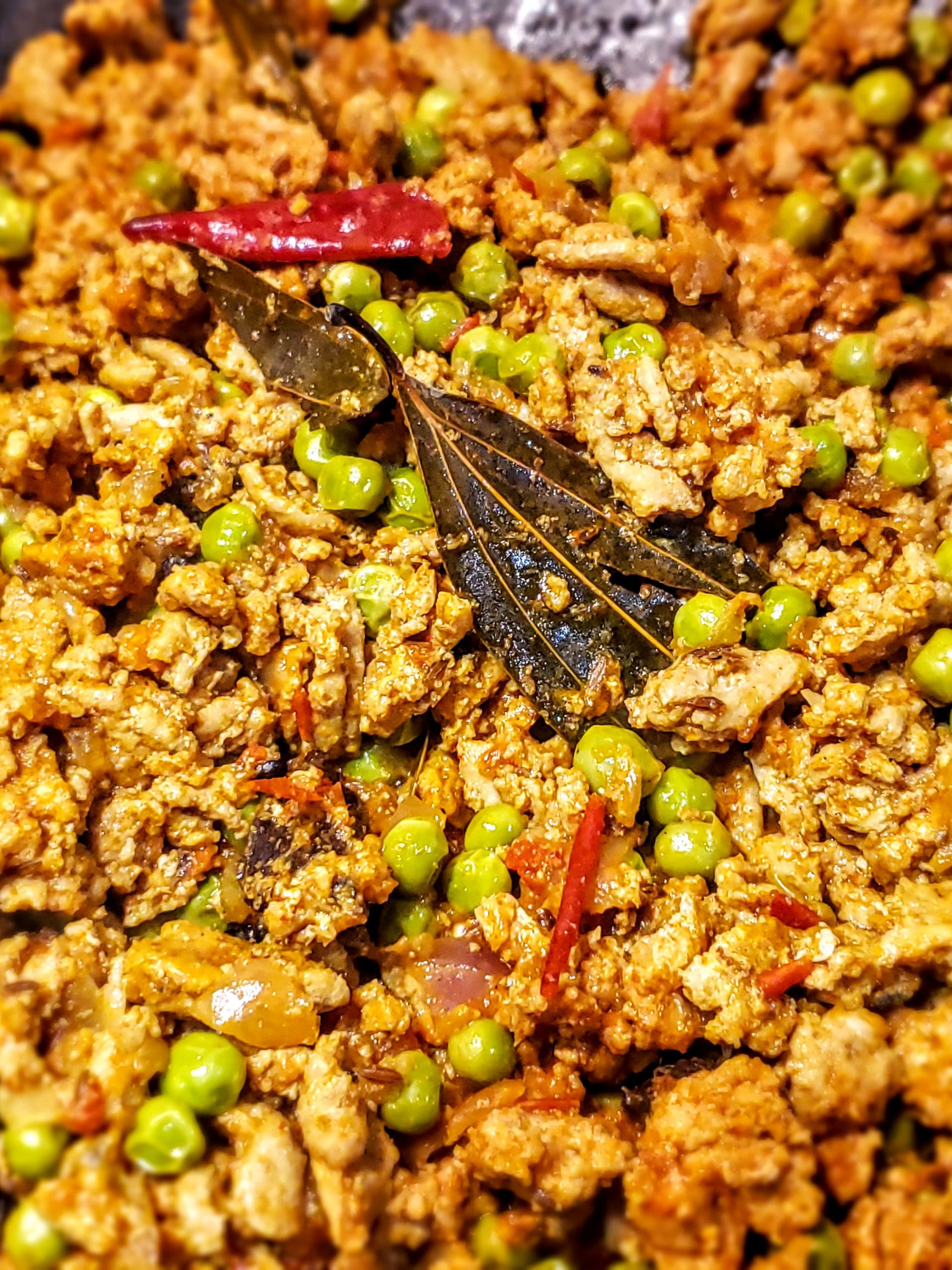 Murgh Keema Matar